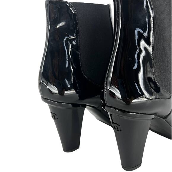 Chanel 2022 Patent Leather Chelsea Boots - Picture 12 of 16